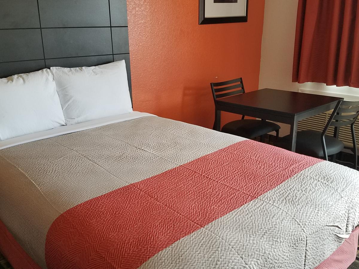 6-houston, Tx - Brookhollow 2*