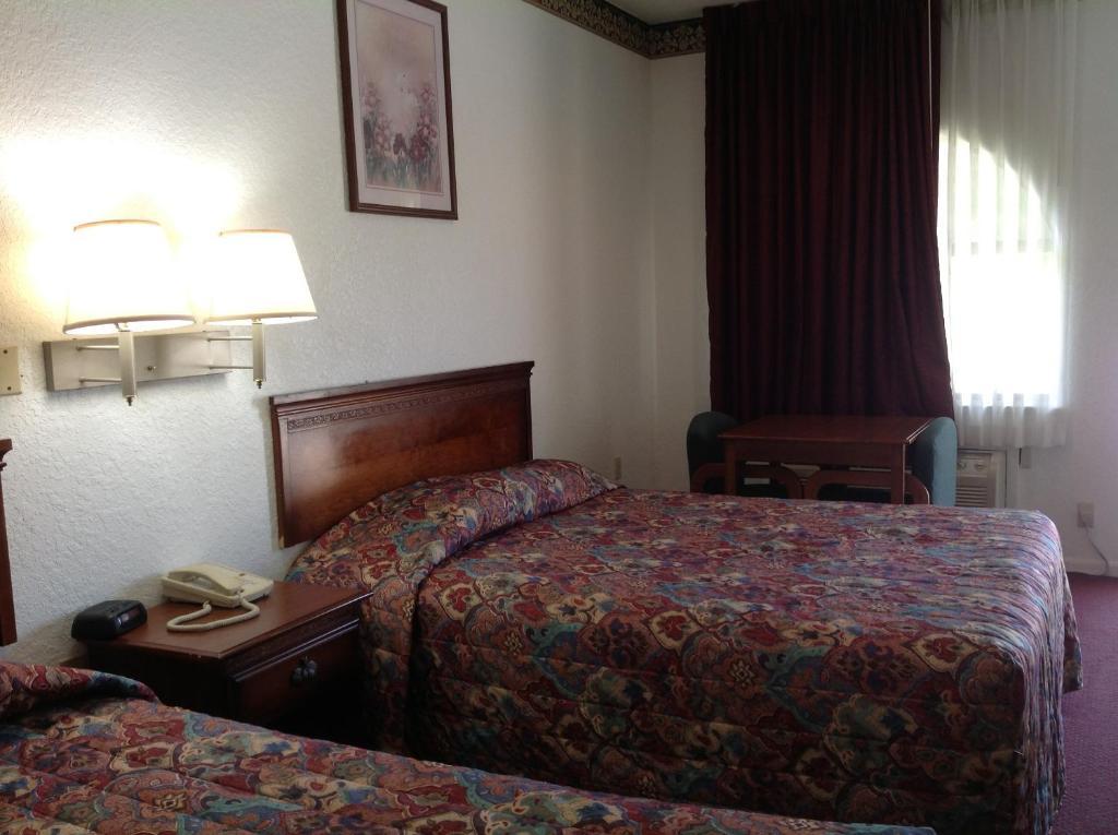 Motel Budget Host Hempstead Brookhollow/energy Corridor Houston