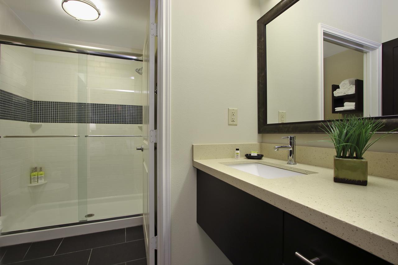 Staybridge W - Westchase Area Hotel