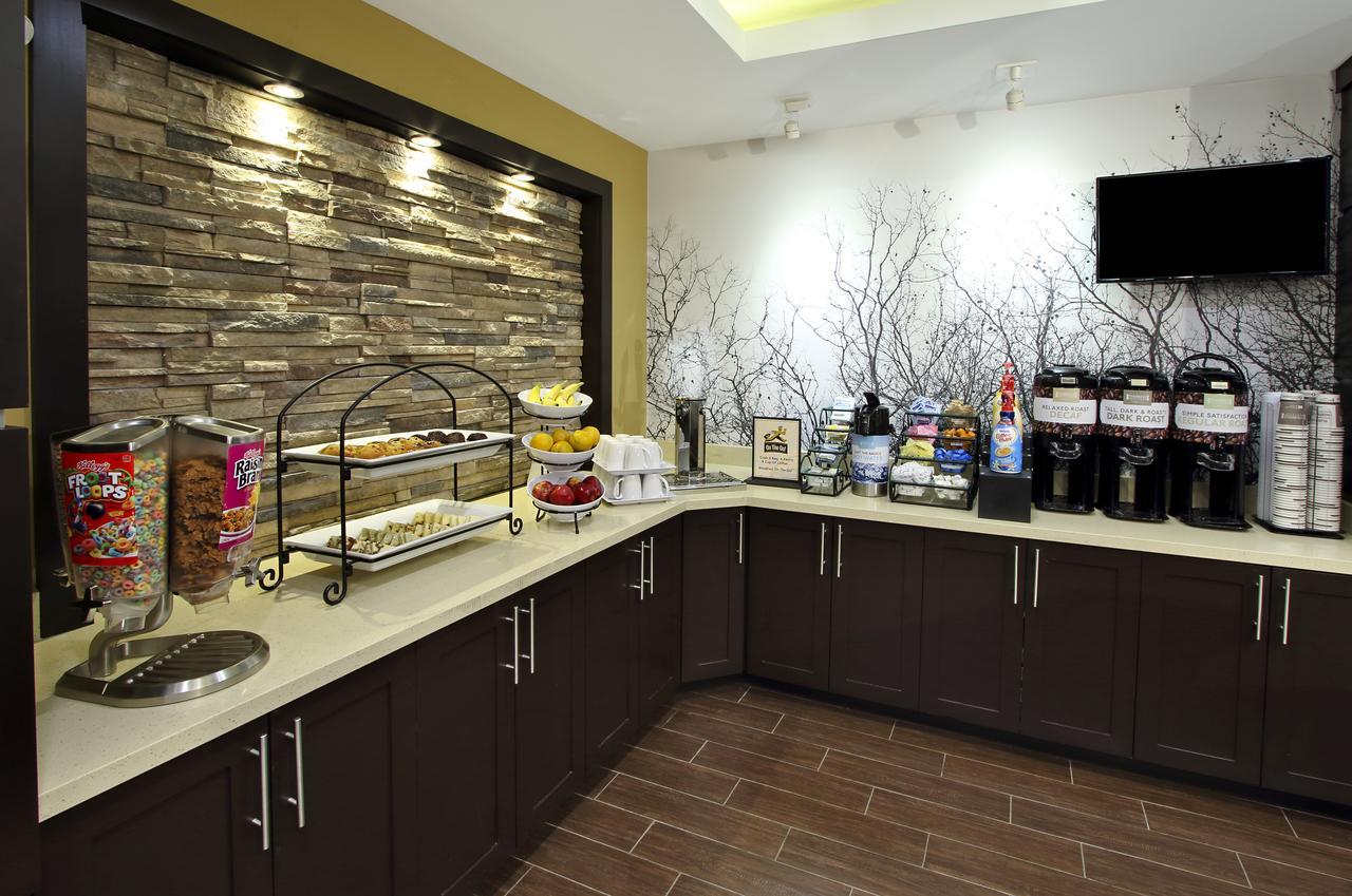 Staybridge W - Westchase Area Hotel 3*