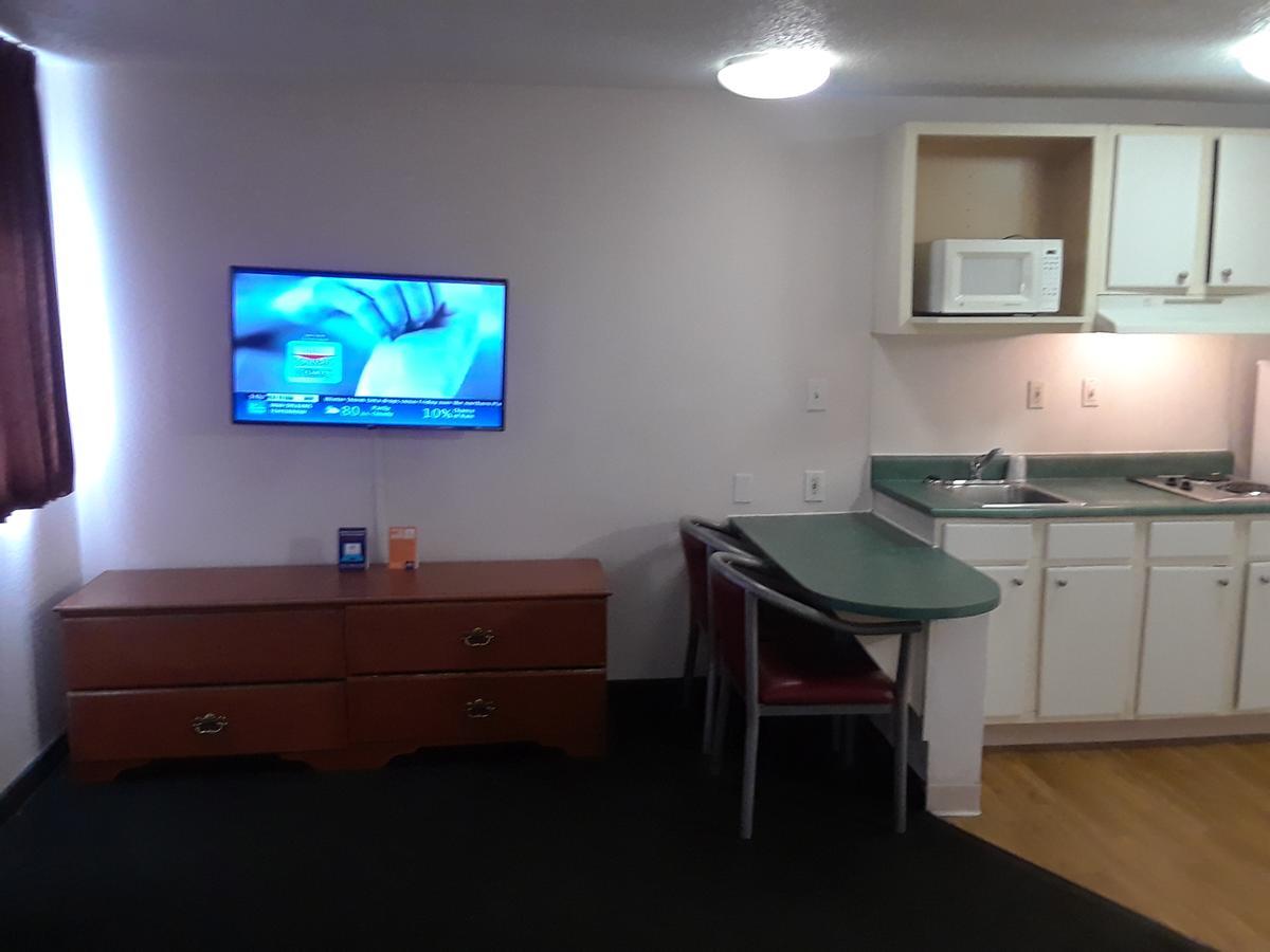 Hotel Intown Suites Intercontinental Houston