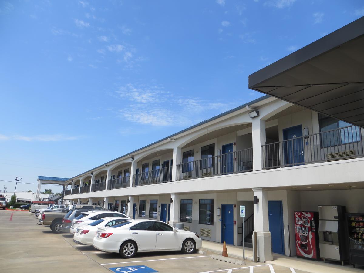 Palace Gulf Freeway Motel *