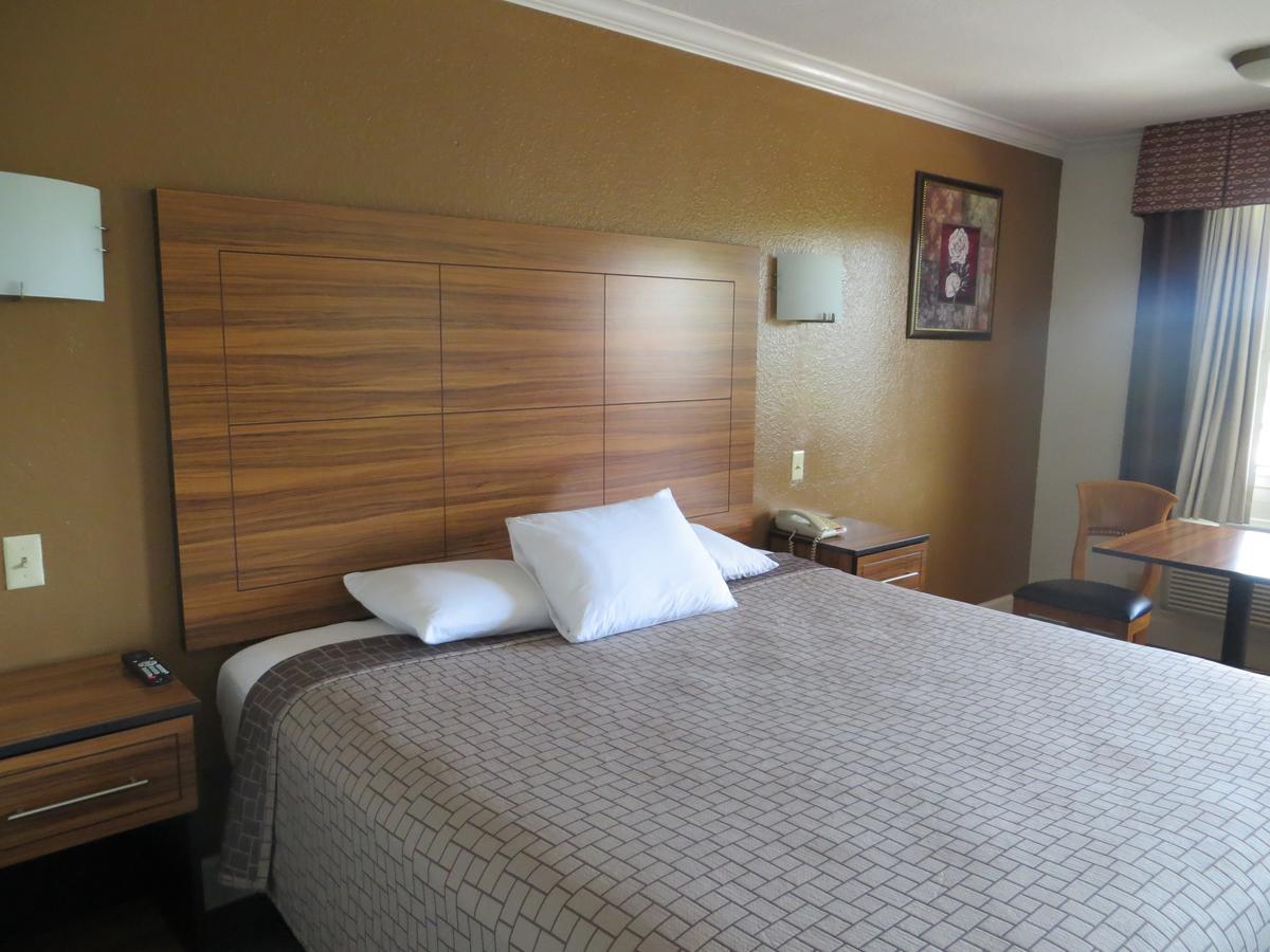 Motel Palace South Wayside 2*