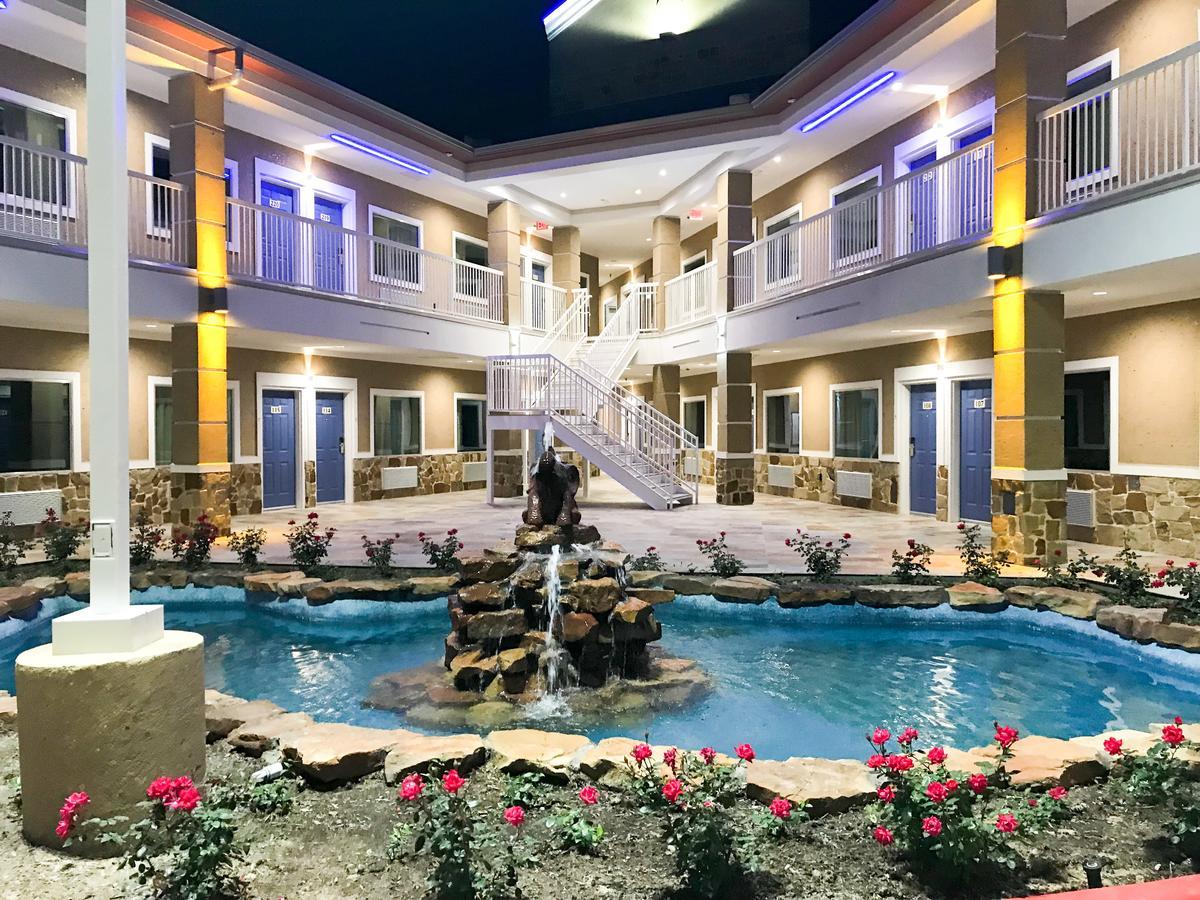 Hotel 6-houston, Tx - North