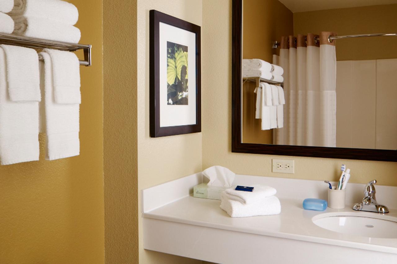 Hotel Extended America - - Willowbrook