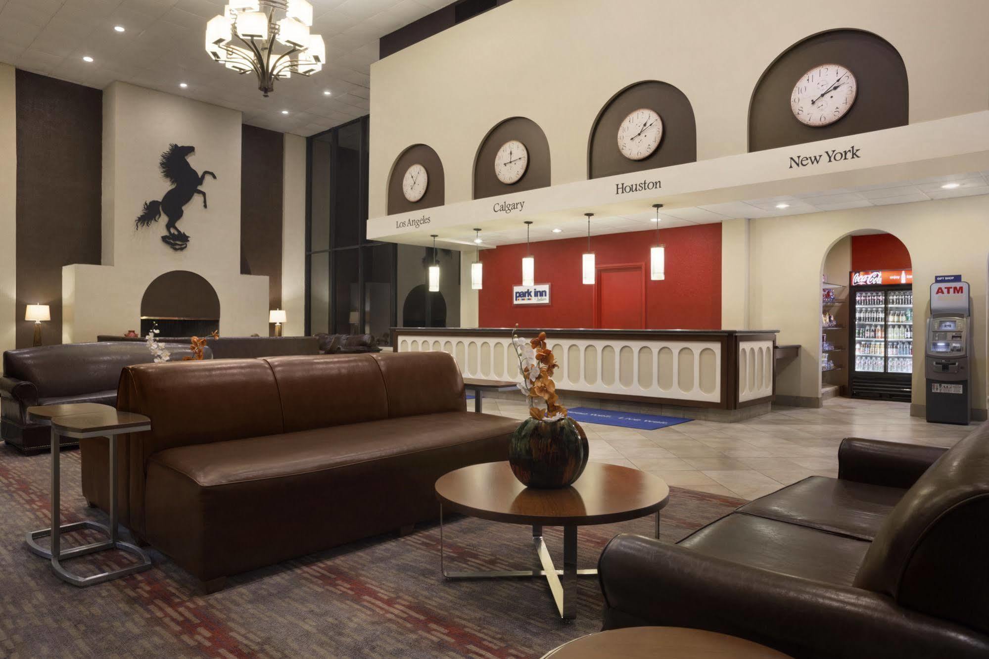 Red Lion Intercontinental Airport Hotel 3*