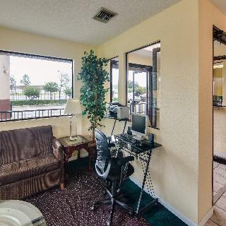 Hotel Rodeway & Hwy 290 Nw 2*