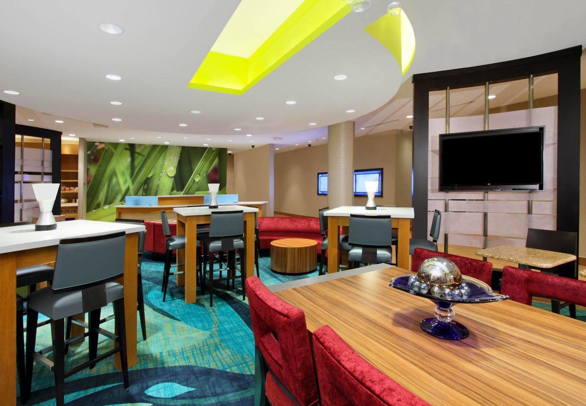Hotel Springhill By Marriott I-10 West/energy Corridor 3*