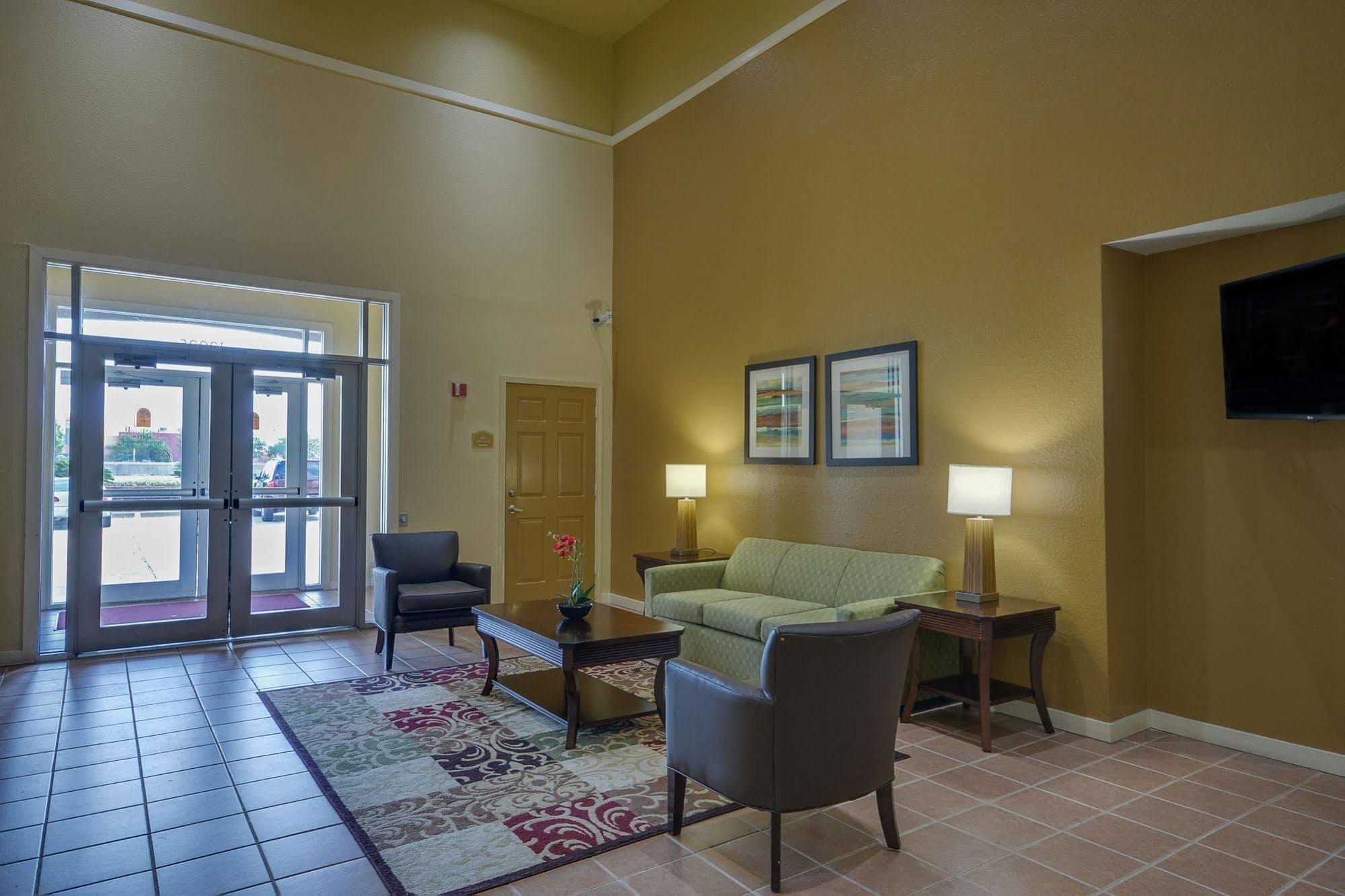 Intown Extended Select Tx - Brookhollow 2*