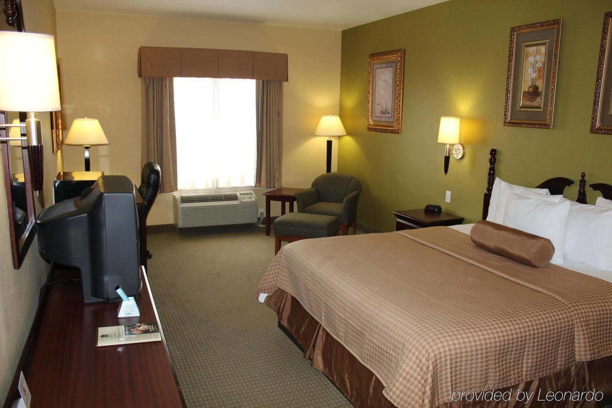 Western Heritage Hotel