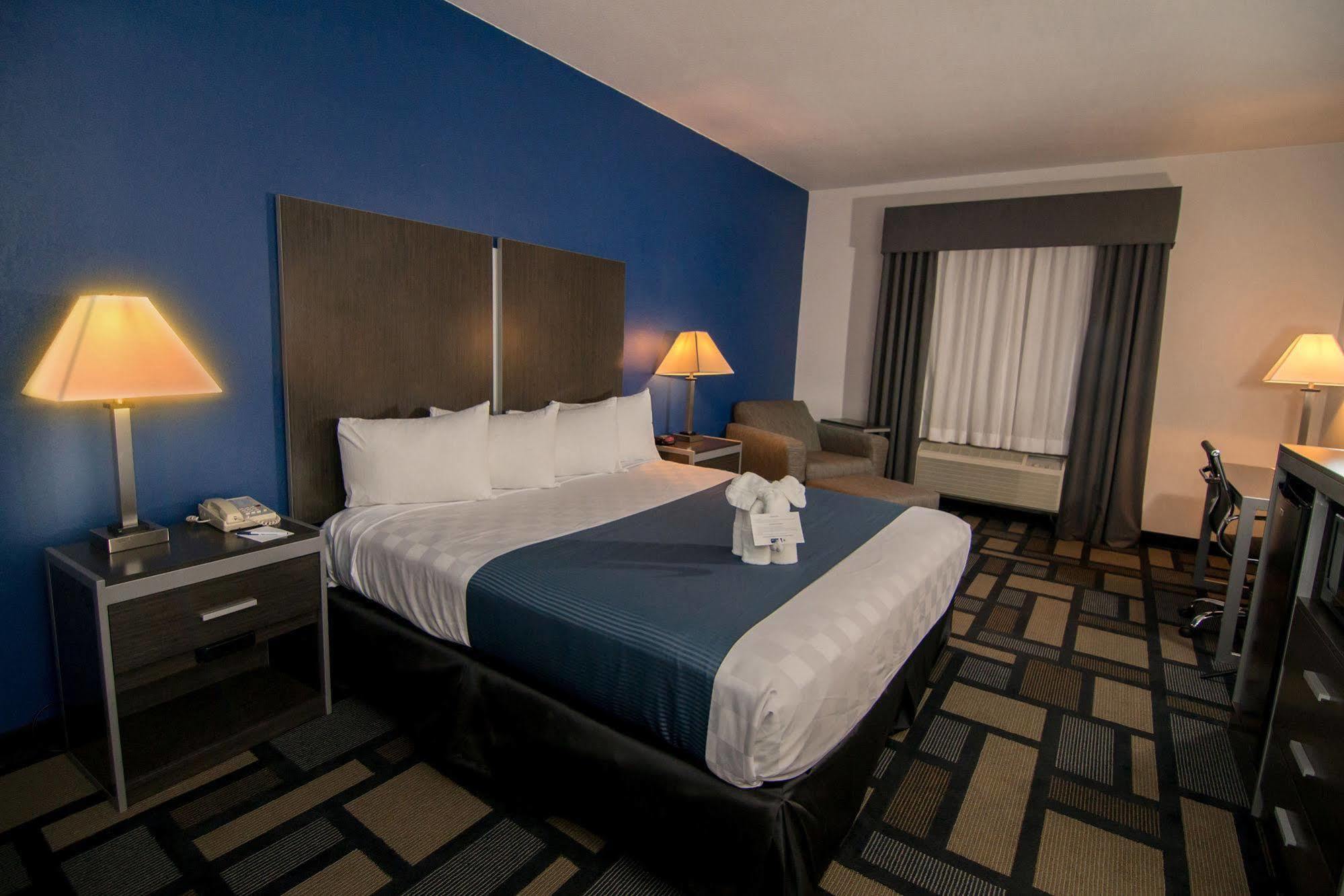 Hotel Best Western Galleria & 3*
