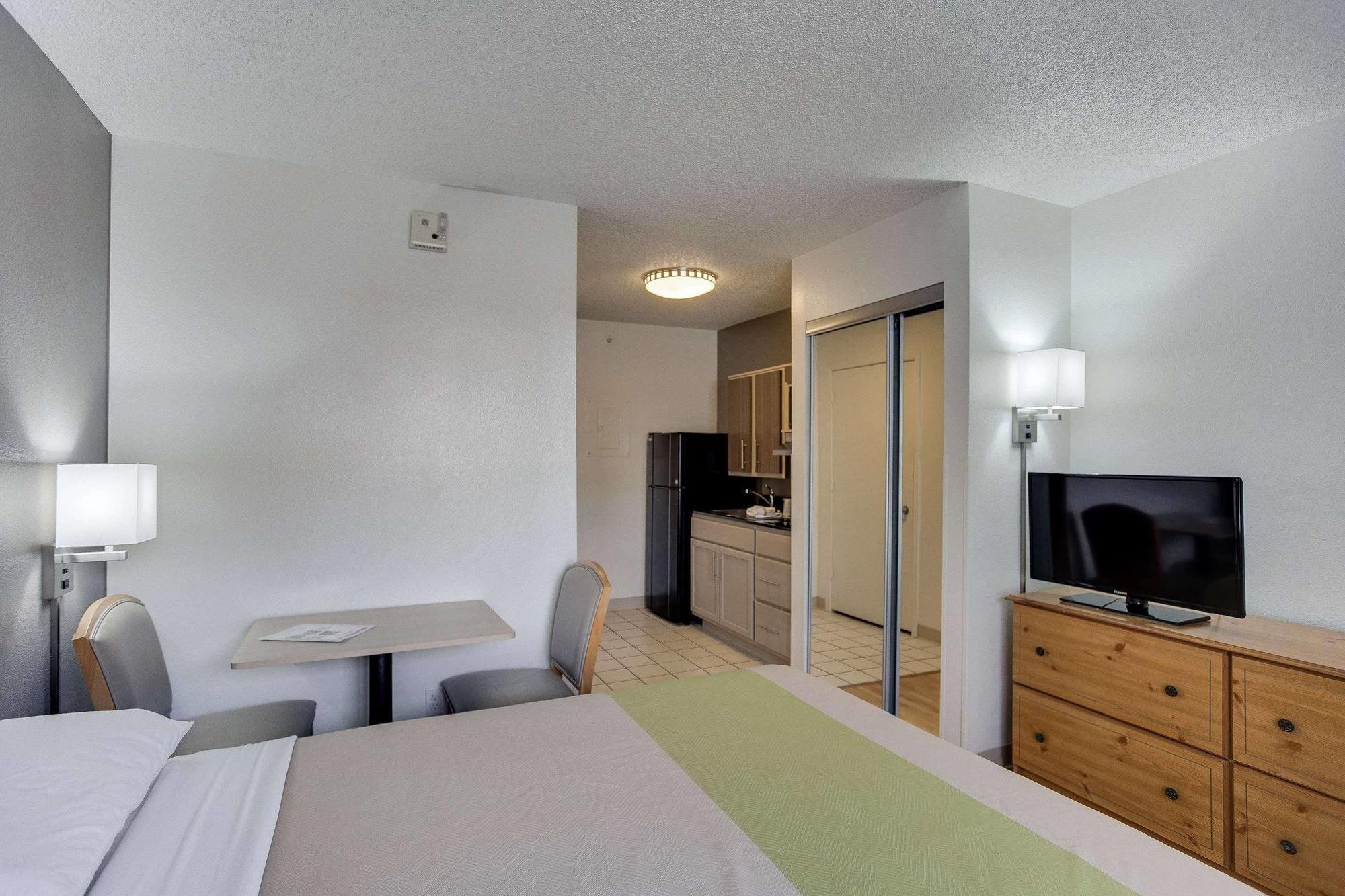 Sonesta Simply W Beltway 3*