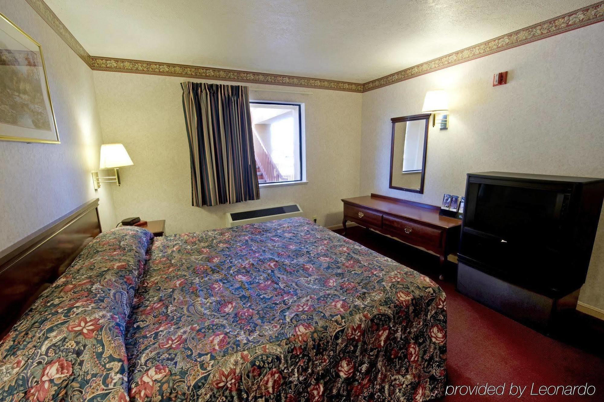 Motel Americas Value And Houston/northwest Brookhollow Houston