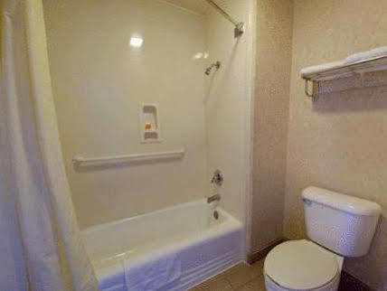 Americas Value And Houston/northwest Brookhollow 2* Houston