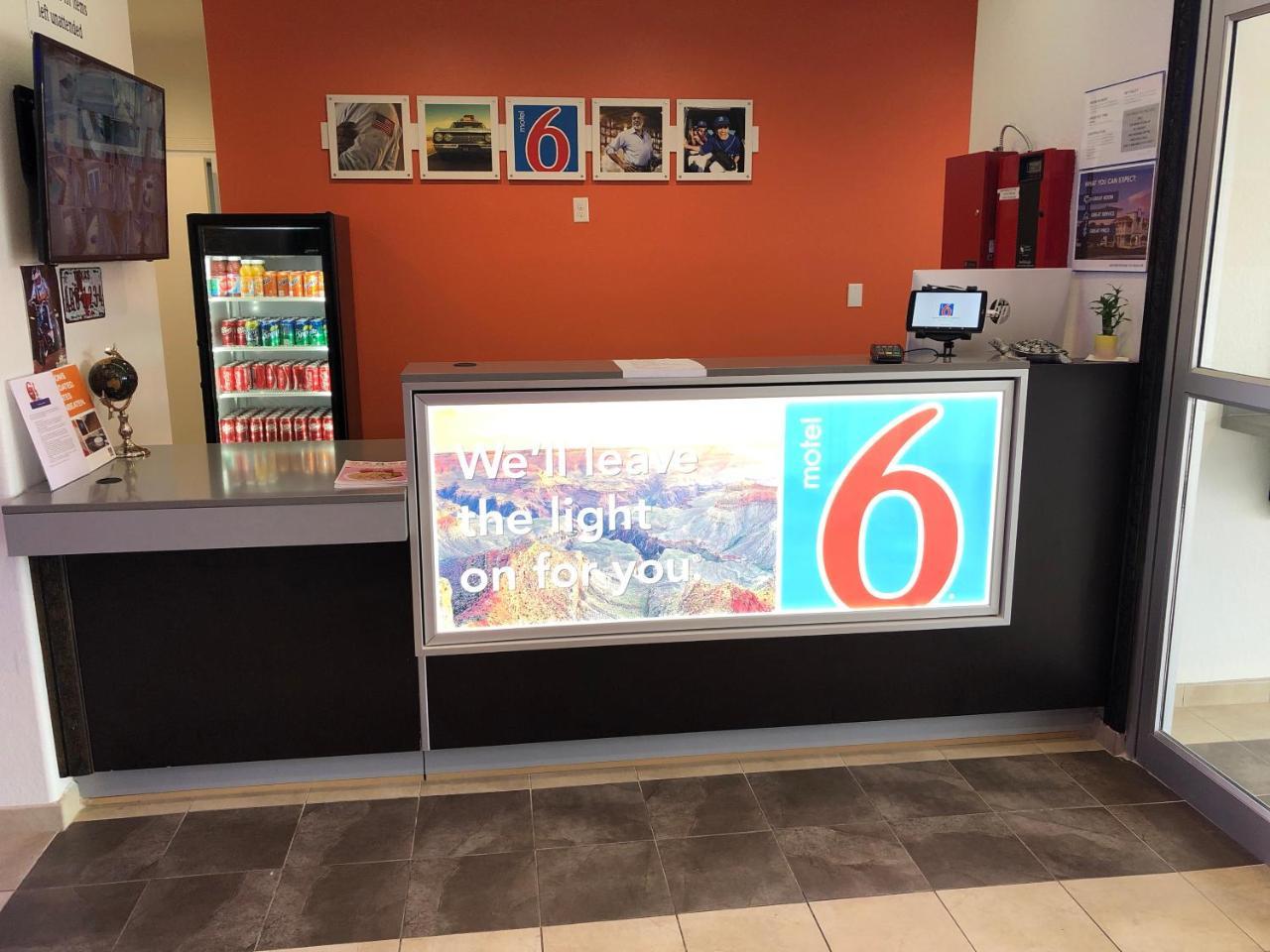 Hotel 6-houston, Tx - North 2*