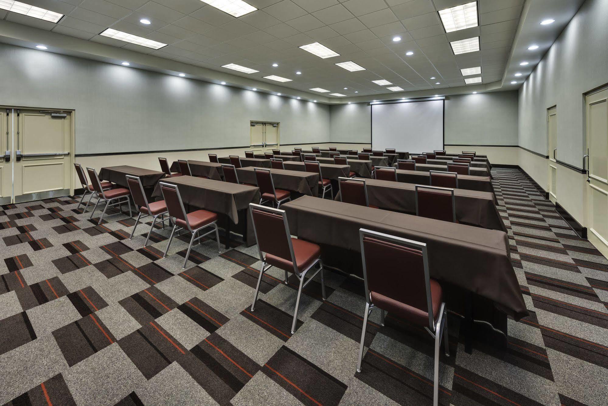 Four Points By Sheraton Citycentre
