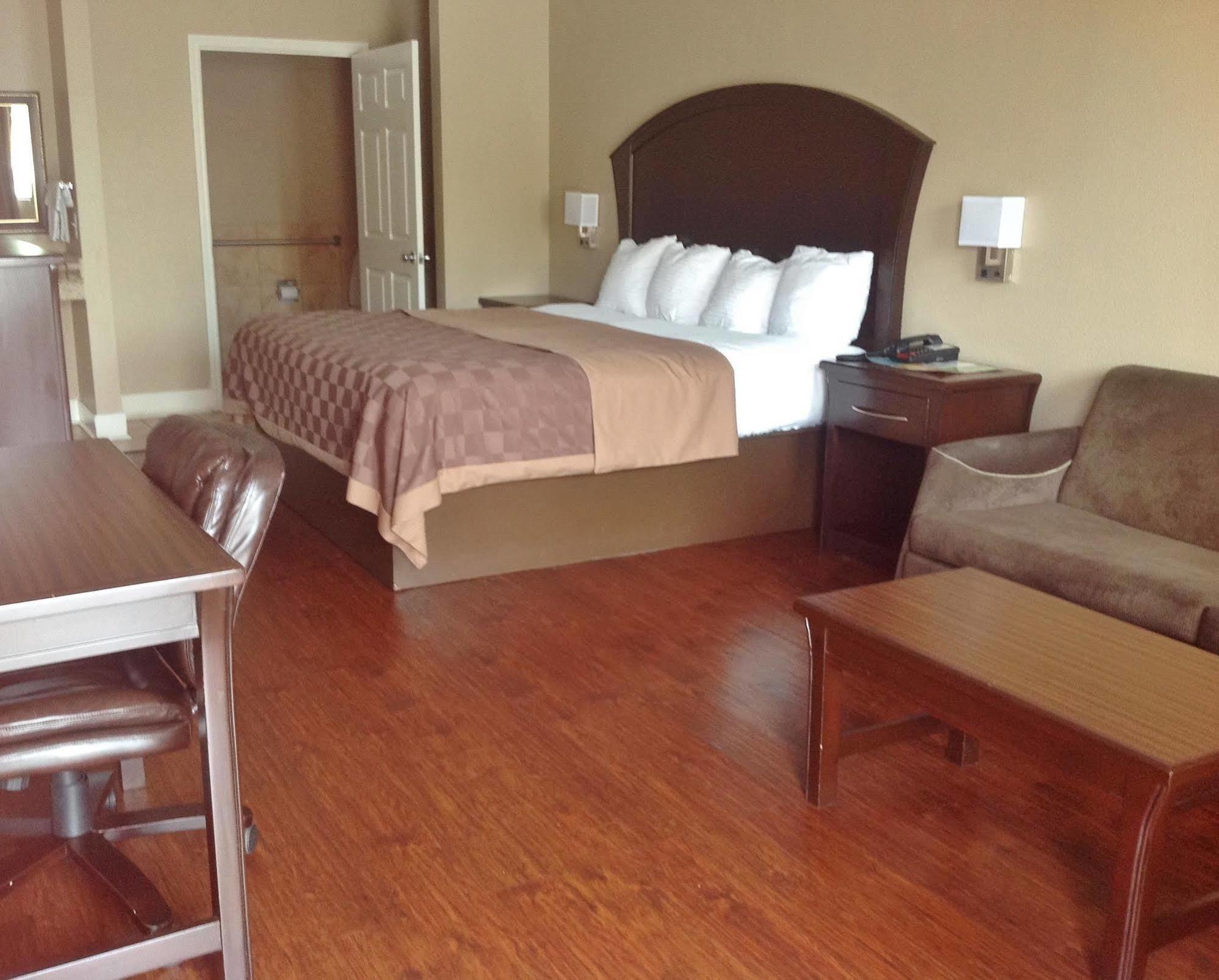 Hotel Americas Best Value And / Tomball Parkway 2*