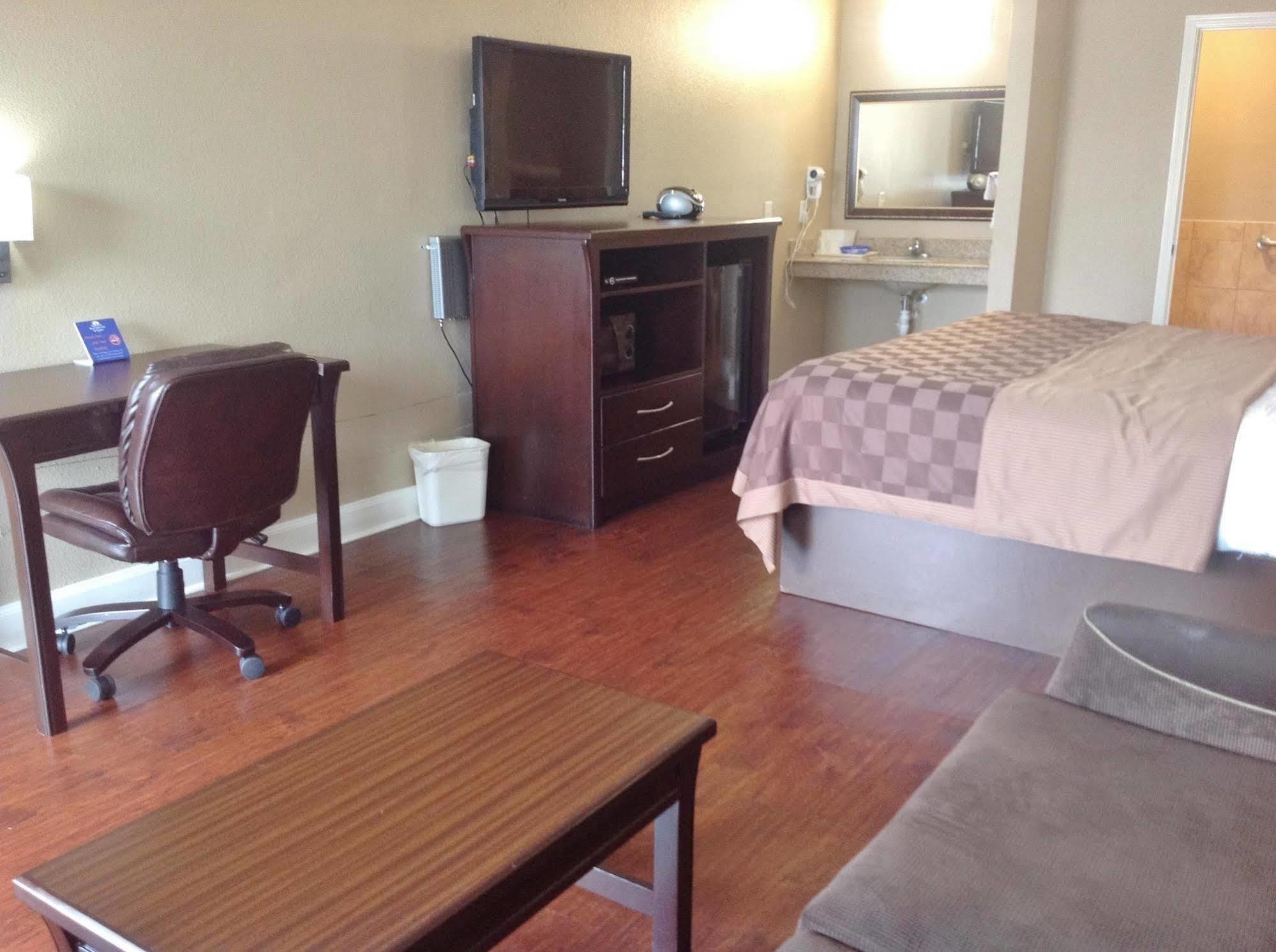Americas Best Value And / Tomball Parkway Hotel Houston