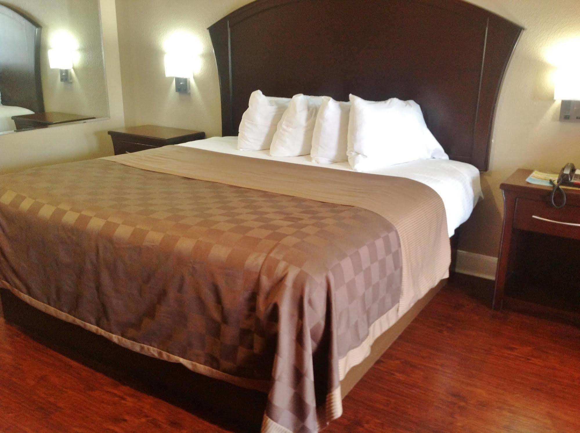 Americas Best Value And / Tomball Parkway Hotel Houston