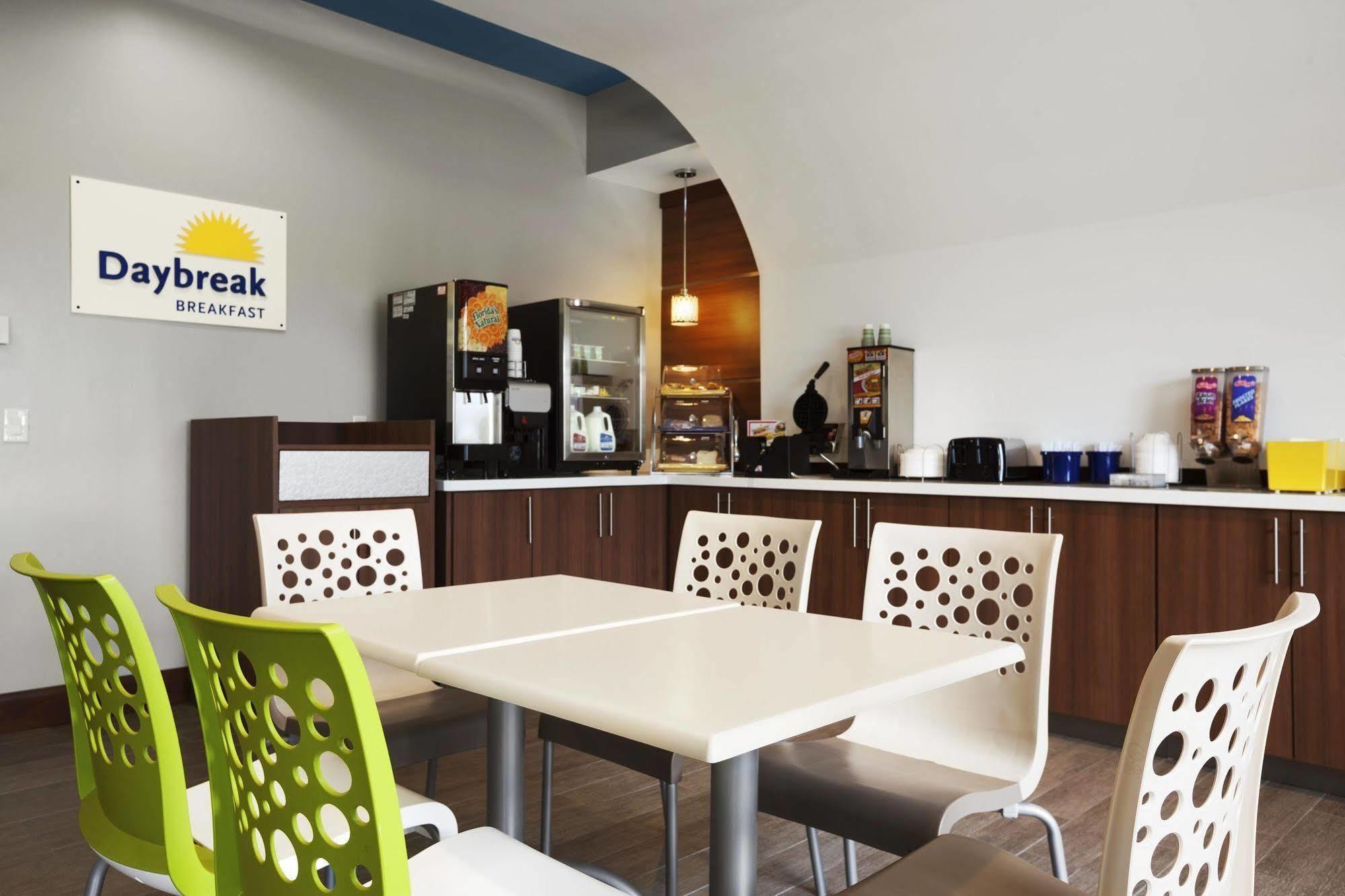 Motel Days & By Wyndham North-spring 2*