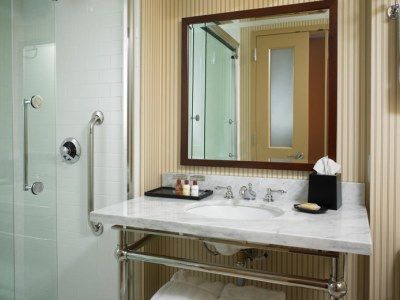 Four Points By Sheraton West Hotel 3*