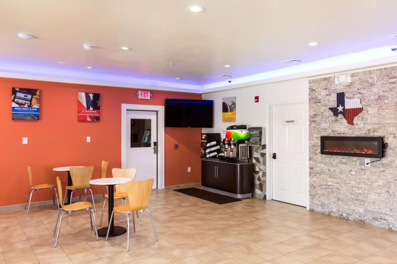 6-houston, Tx - North Hotel