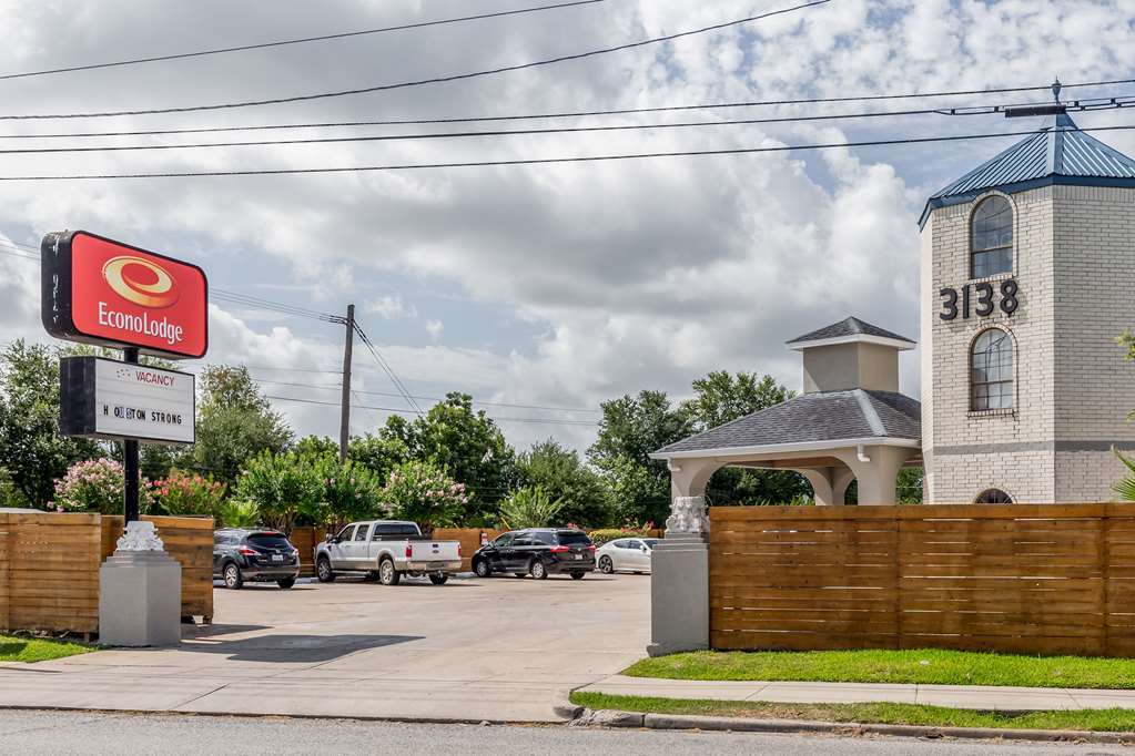 Summit - Medical Center - Nrg Park * Houston