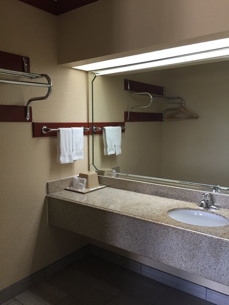 Motel Palace South Wayside Houston