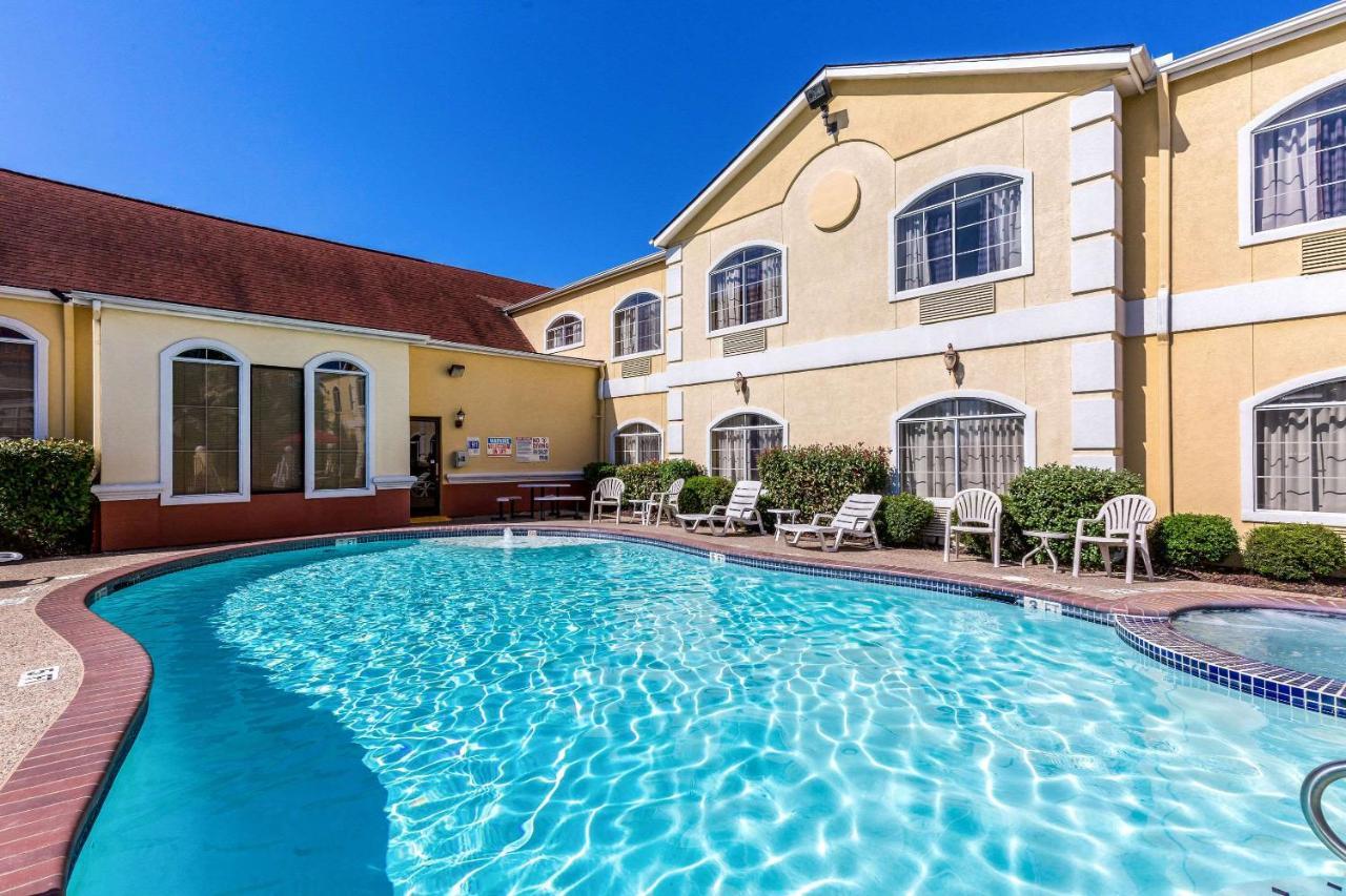 Quality North - Spring Hotel 3*
