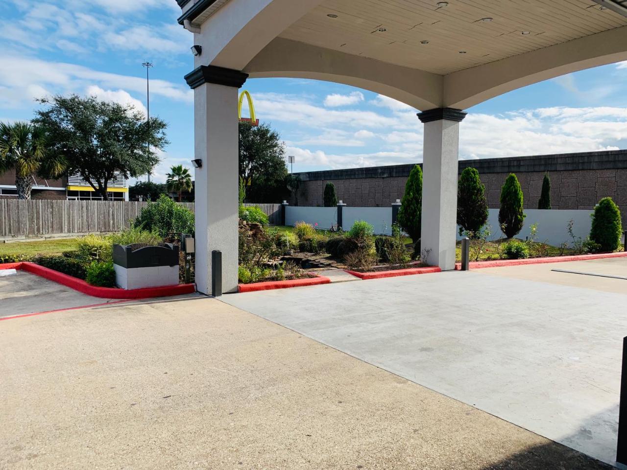 Island Hobby Airport Motel Houston
