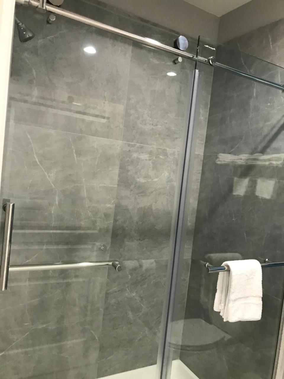 Hotel The Residency 3*