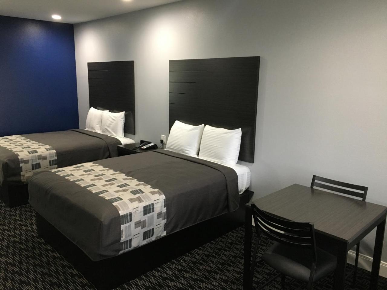 Platinum And 3* Houston