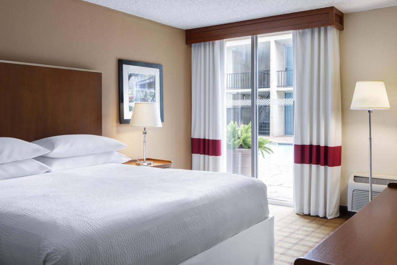 Four Points By Sheraton Citycentre Houston
