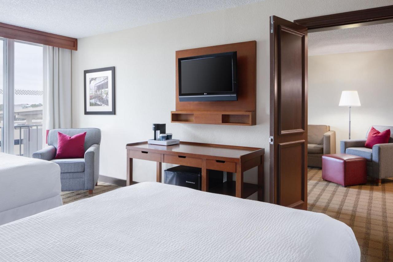 Four Points By Sheraton Citycentre 3*