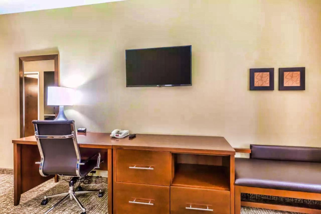 Comfort I45 North 3* Houston