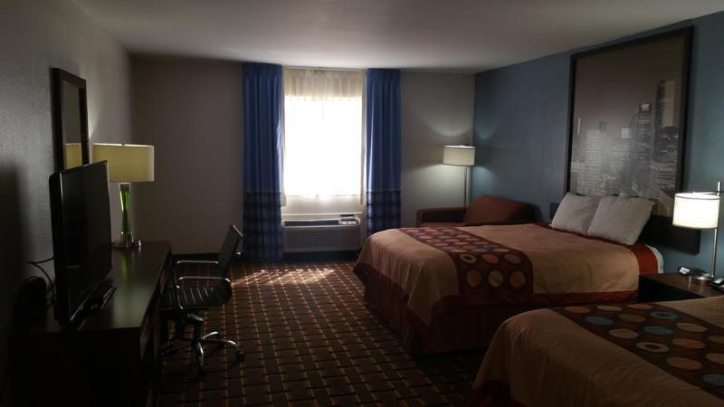 Quality Hobby Airport 2* Houston