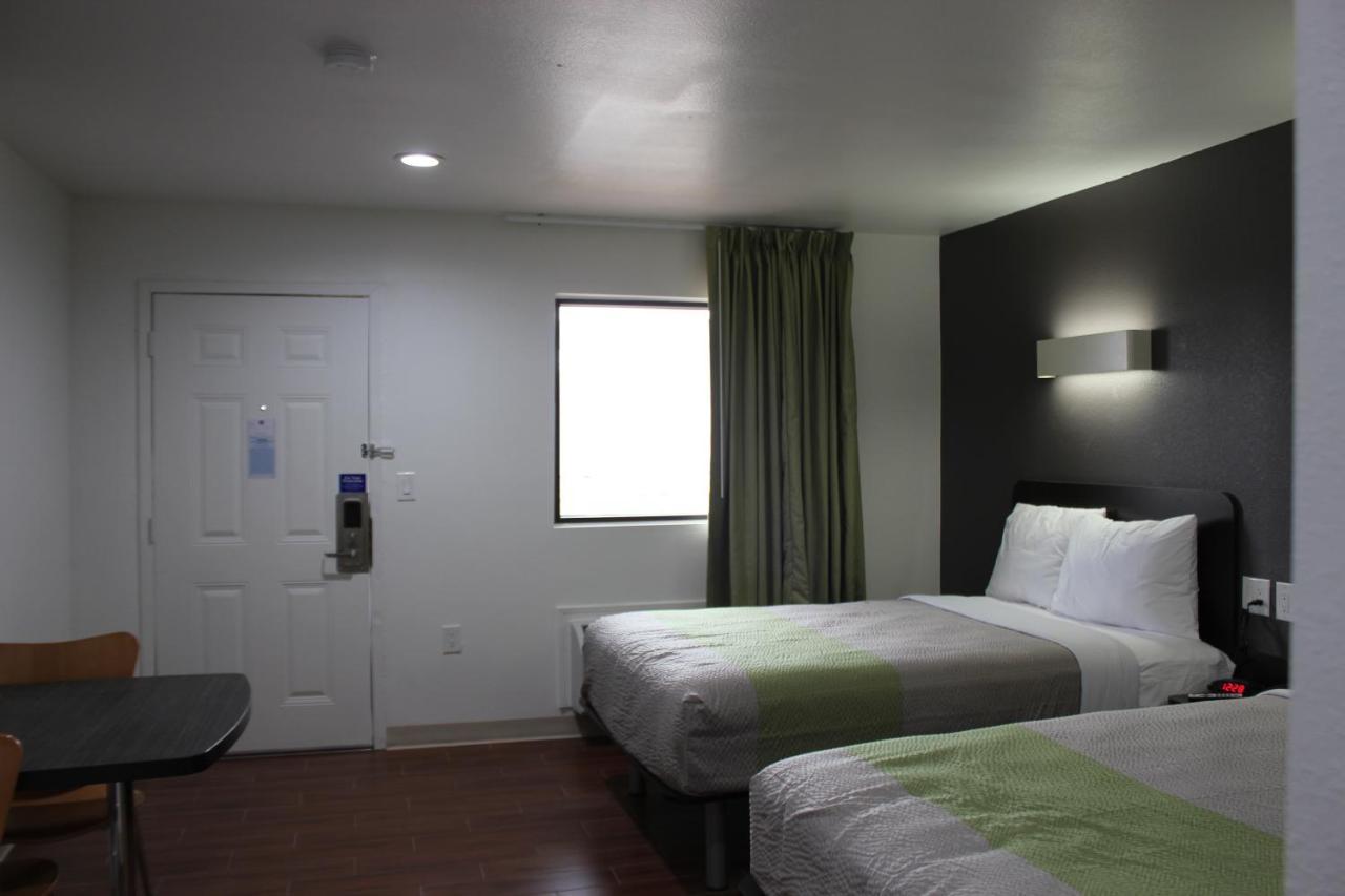6-houston, Tx - East Hotel 2*