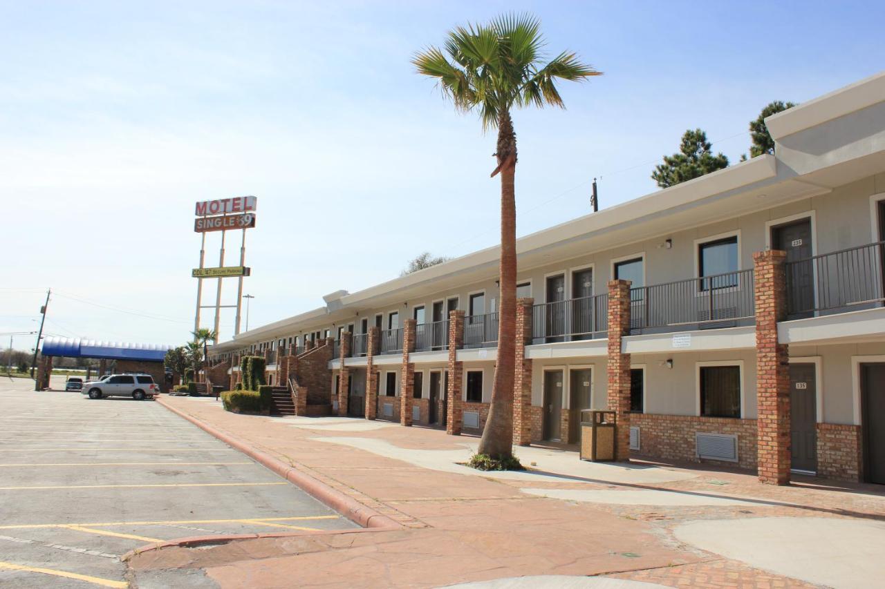Hotel 6-houston, Tx - East