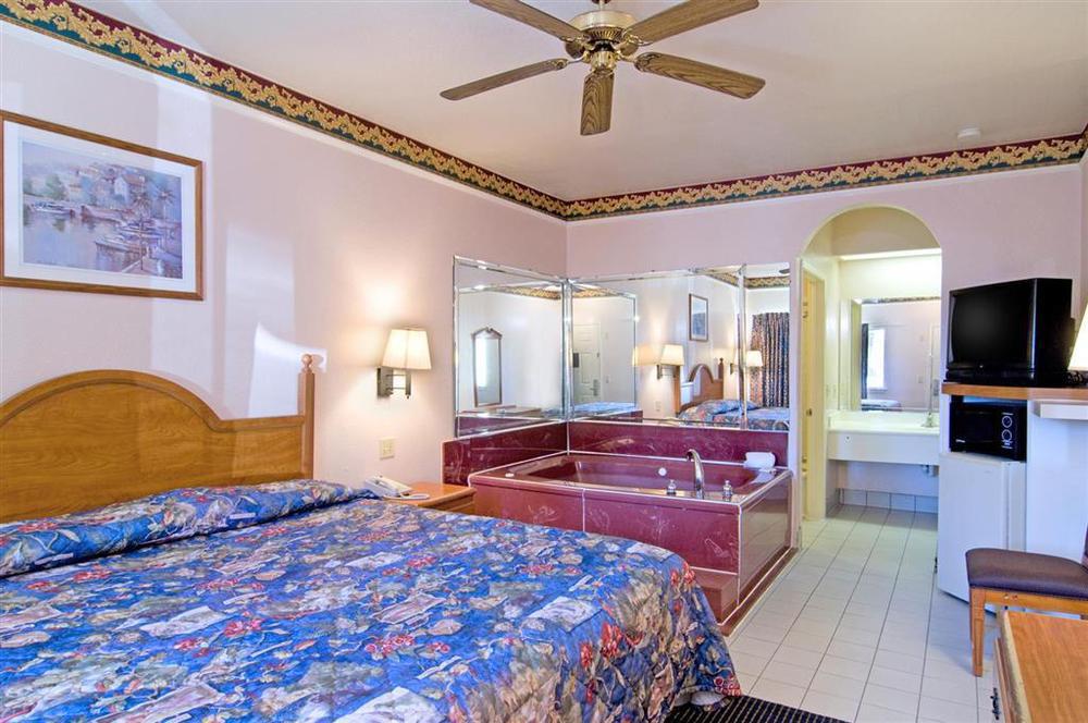 Motel Americas Value Downtown 2*