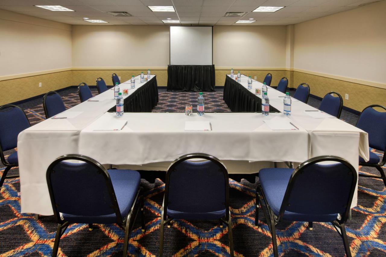 Hotel Red Lion Intercontinental Airport