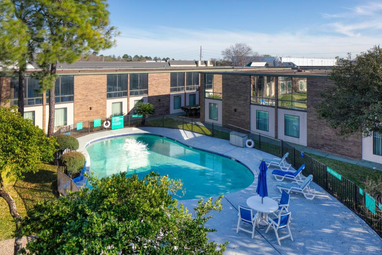Hotel Red Lion Intercontinental Airport