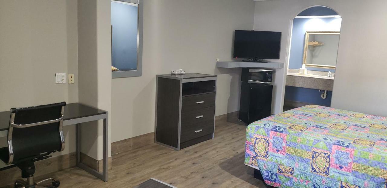 Motel Camelot & Suites Houston