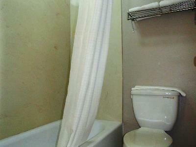 Americas Best Value Hobby Airport Motel 3*