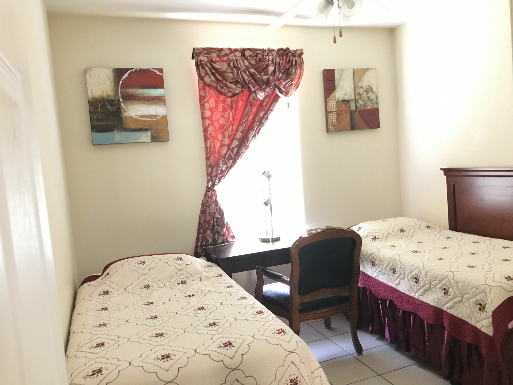 Corporate 2 Bedroom Furnished *