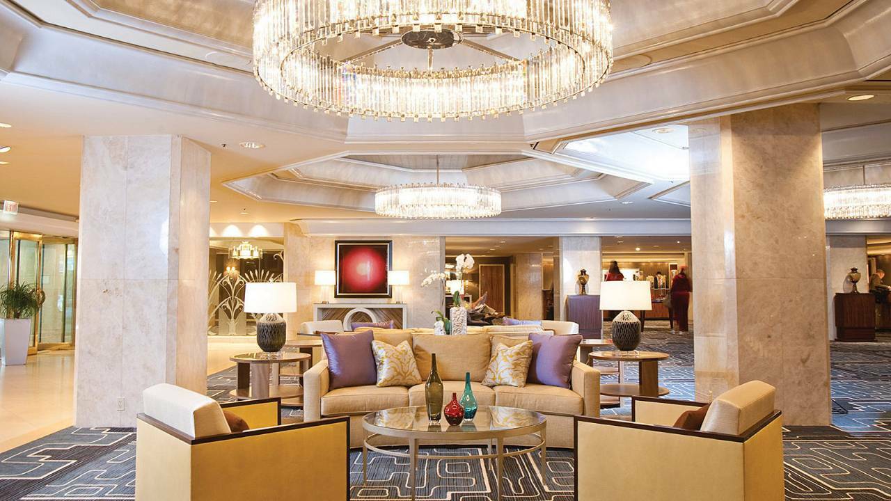 Four Seasons Hotel 5*