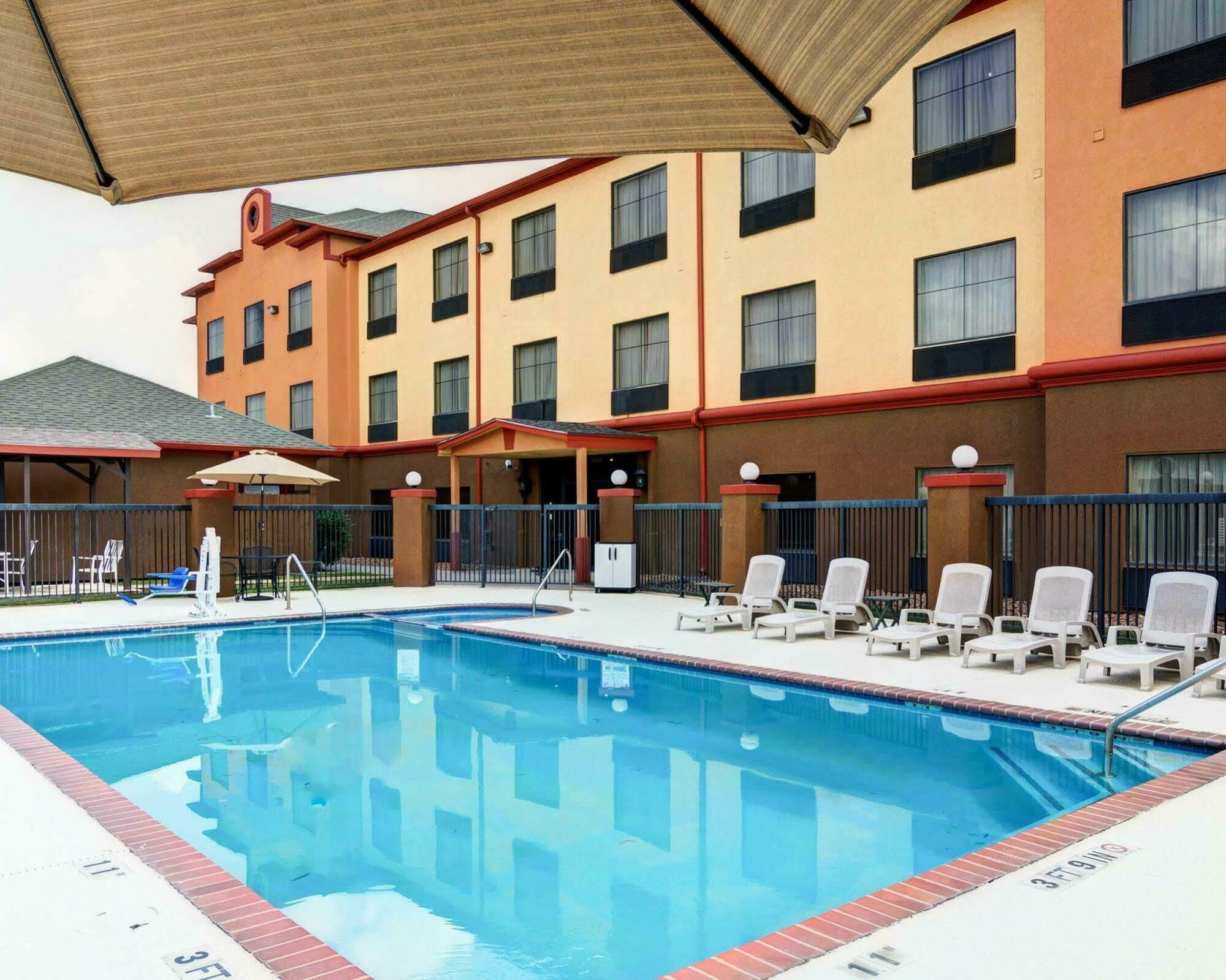 Hotel Springwood Iah - Beltway 8