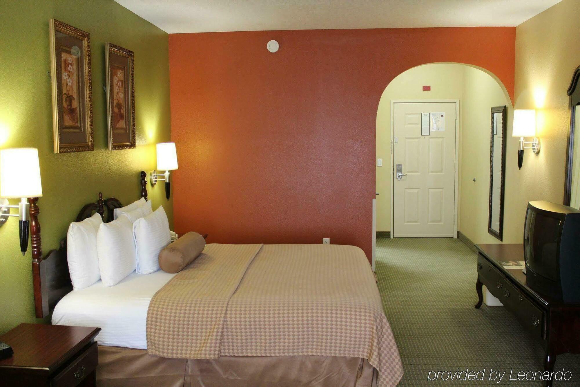 Western Heritage 3*