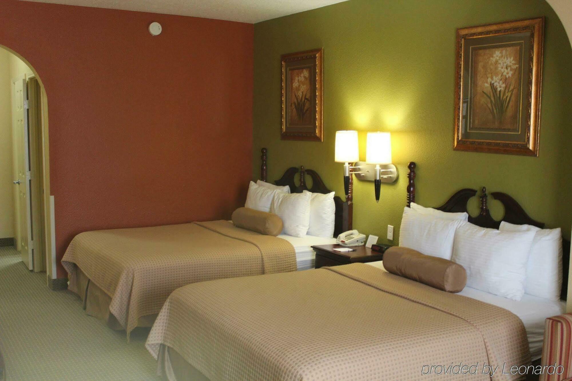 Hotel Western Heritage 3*