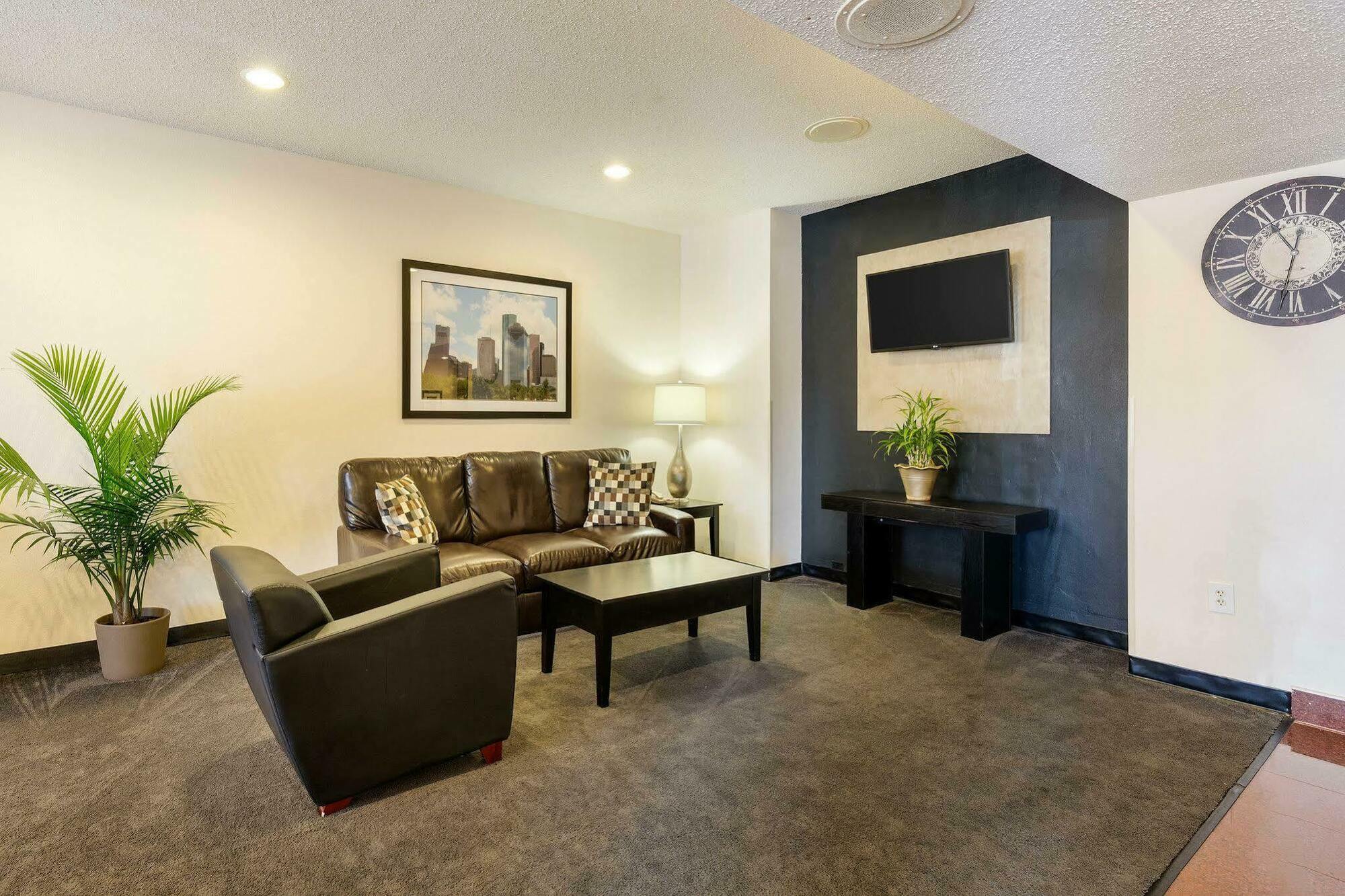 Quality & West Chase Hotel Houston