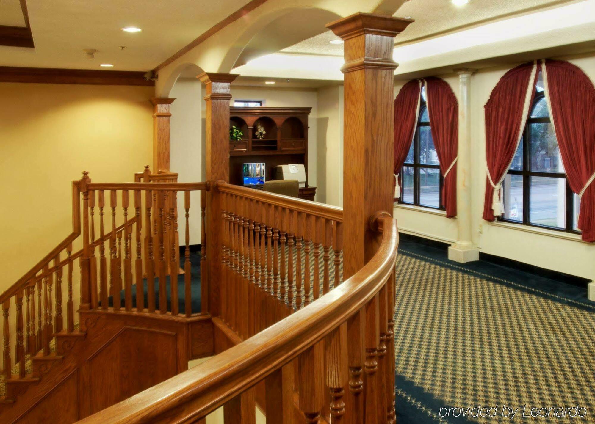 Country & By Radisson, Northwest, Tx Hotel 2*